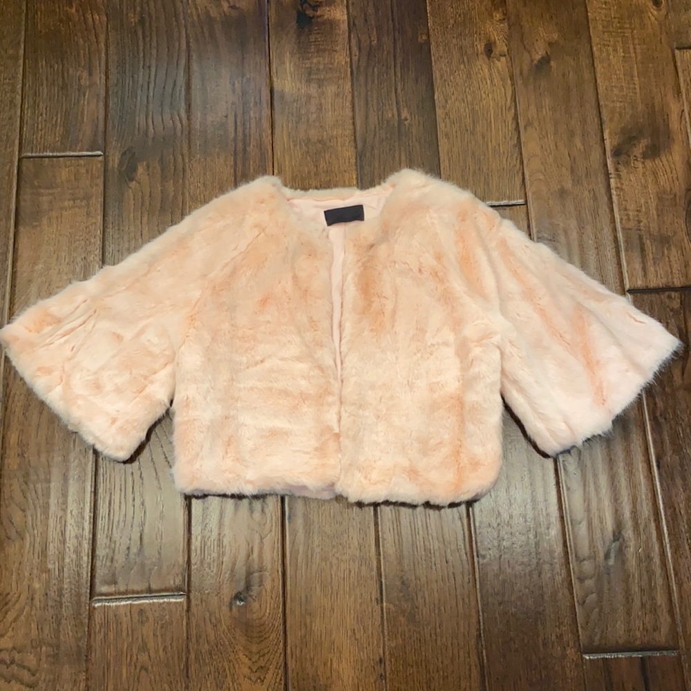 Line & Dot Cropped Faux Fur Light Pink Jacket